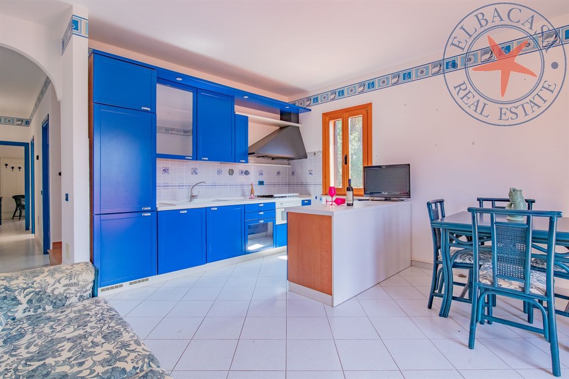 PORTO AZZURRO - ELBA - APPARTAMENTO CON GARAGE